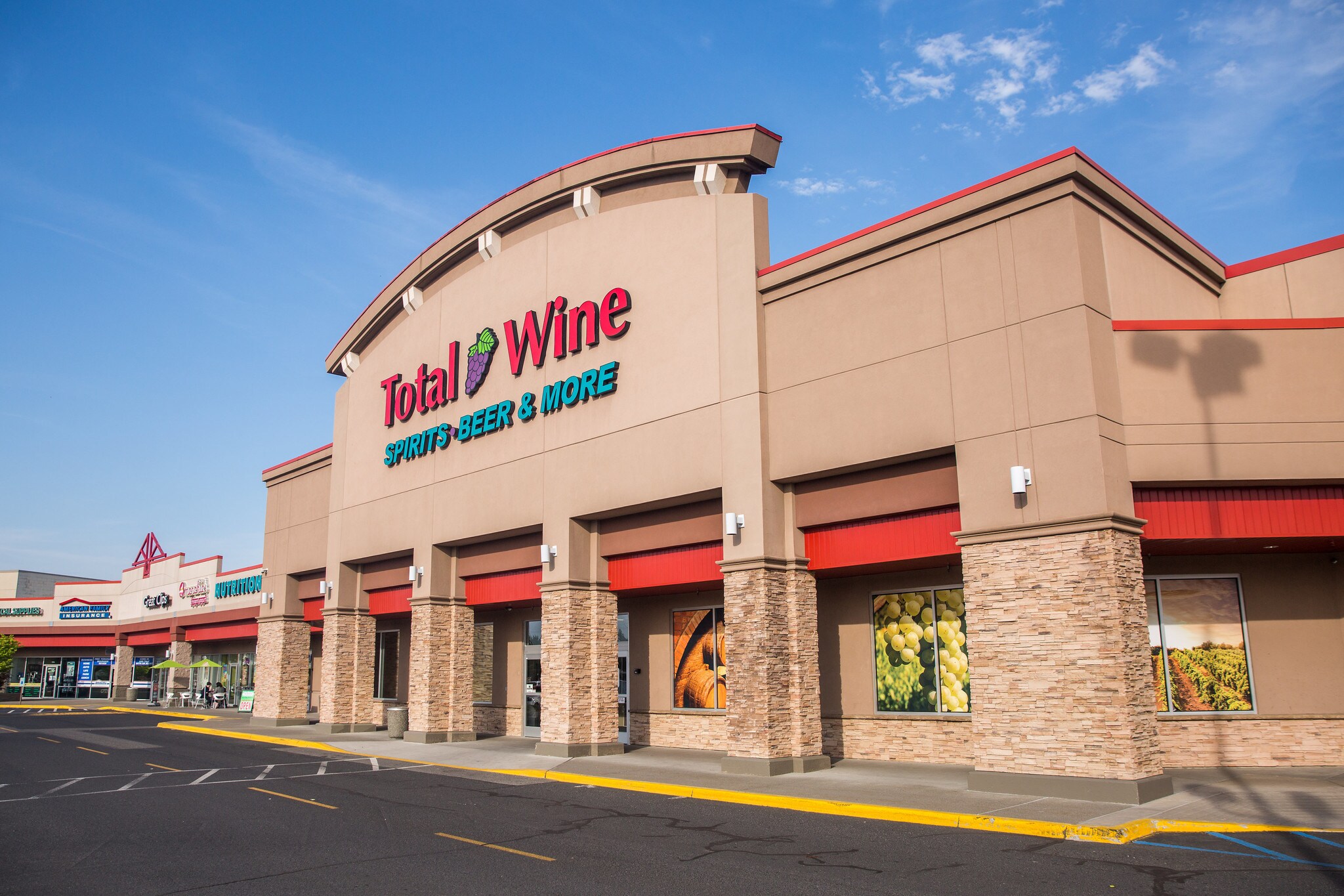 10100 N Newport Hwy, Spokane, WA à louer Photo principale– Image 1 sur 10