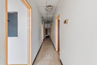 1228-1230 Springfield Ave, Irvington, NJ à louer Photo intérieure– Image 2 sur 7