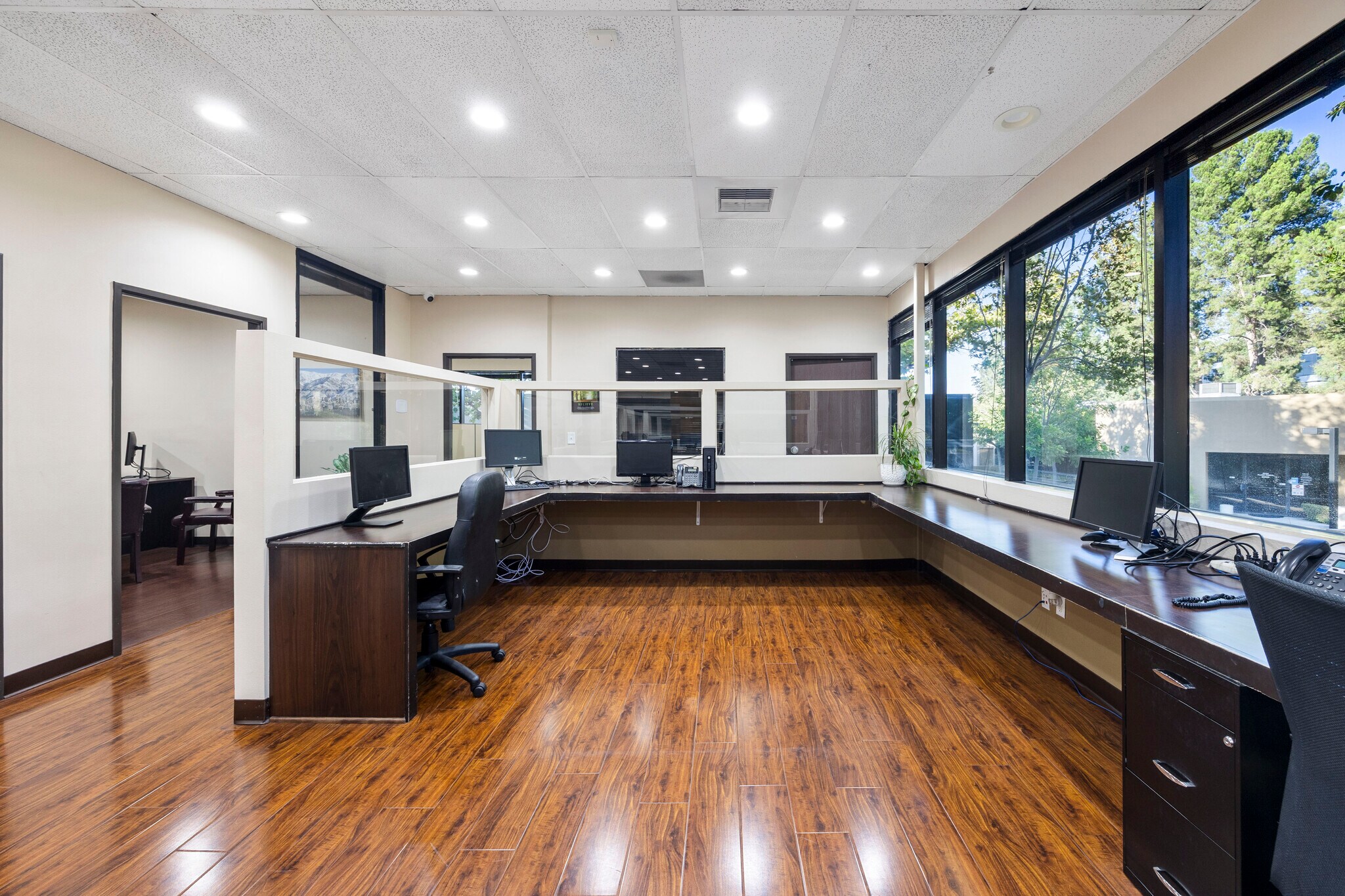 23275 South Pointe Dr, Laguna Hills, CA à vendre Photo principale– Image 1 sur 27