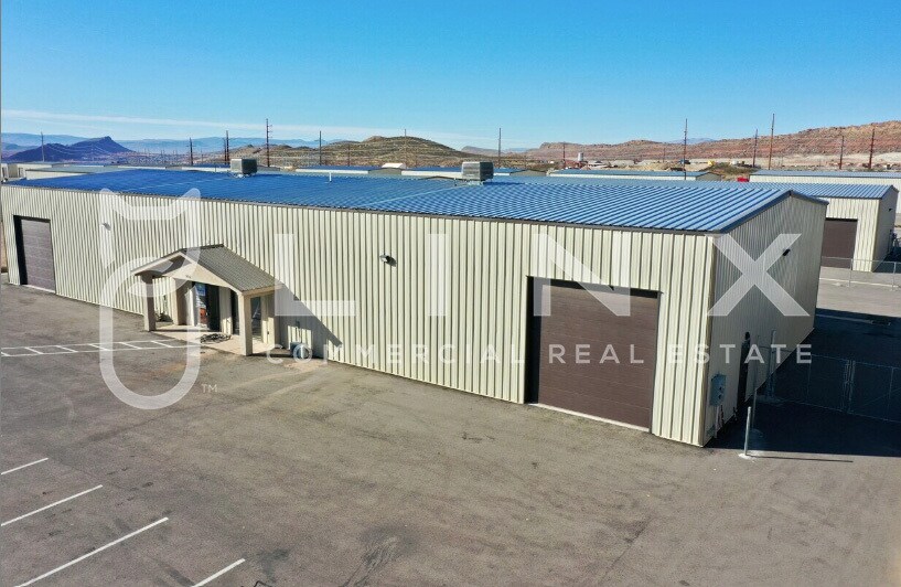 904 S 5645 W, Hurricane, UT à louer - Photo principale – Image 1 sur 2