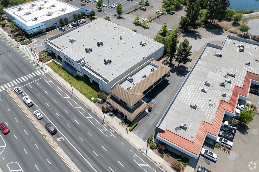 1050 Blossom Hill Rd, San Jose, CA à louer - Aérien – Image 3 sur 3