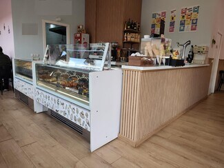 Plus de détails pour Local commercial à louer