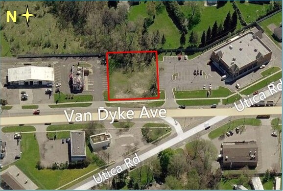 43260 Van Dyke Ave, Sterling Heights, MI à vendre - Photo principale – Image 1 sur 6