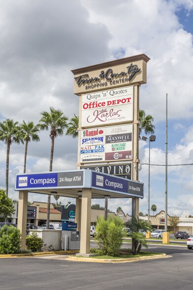 4901-5115 N 10th St, McAllen, TX à vendre - Photo de l’immeuble – Image 3 sur 13