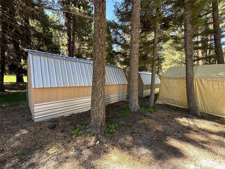 208 210 214 Fourth South ave, Lincoln, MT à vendre - Photo de l’immeuble – Image 3 sur 8