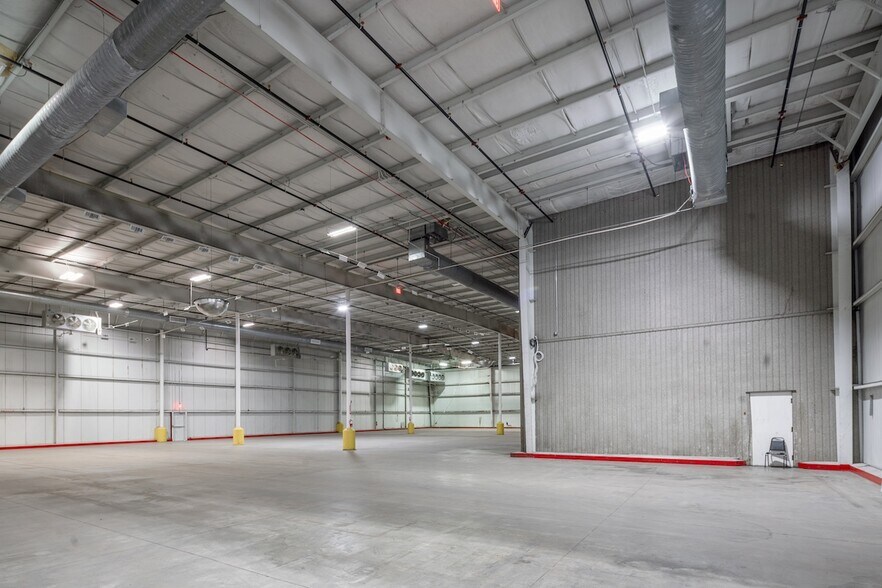 8660 N Eldridge Pky, Houston, TX à vendre - Photo intérieure – Image 3 sur 9