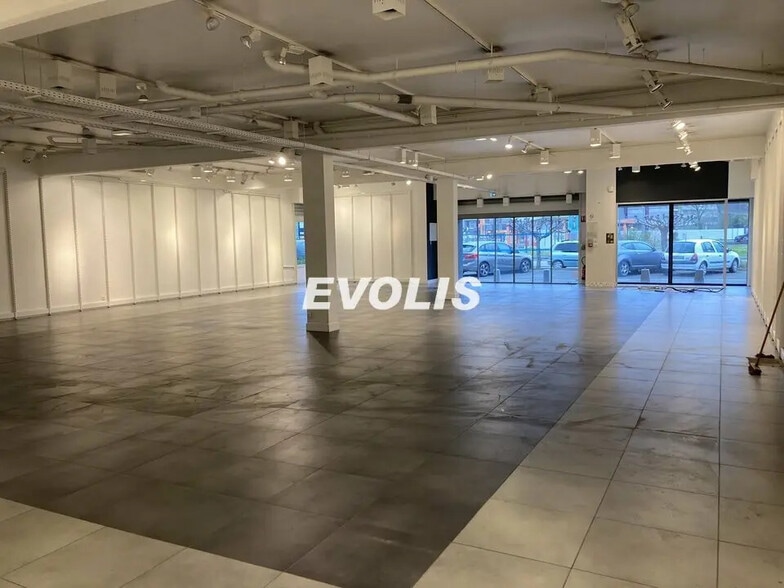 Local commercial dans Anglet à louer - Photo de l’immeuble – Image 2 sur 4