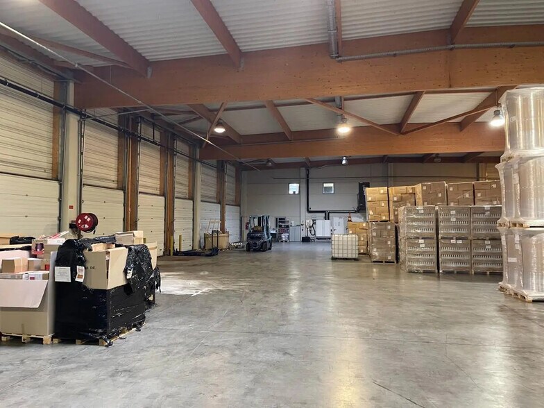 Local d'activités dans Saint-Geours-de-Maremne à vendre - Photo intérieure – Image 3 sur 13