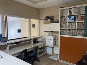 123 S Commerce St, Stockton, CA à louer Photo intérieure– Image 2 sur 21