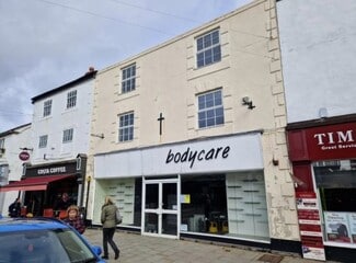 Plus de détails pour 15 High St, Mold - Local commercial à louer