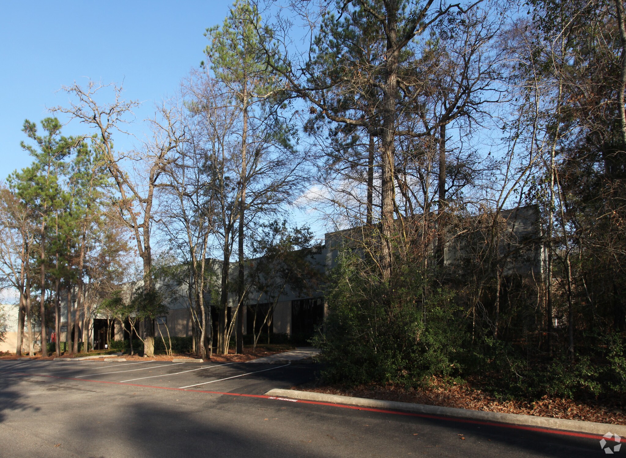 2408 Timberloch Pl, The Woodlands, TX à louer Photo principale– Image 1 sur 16