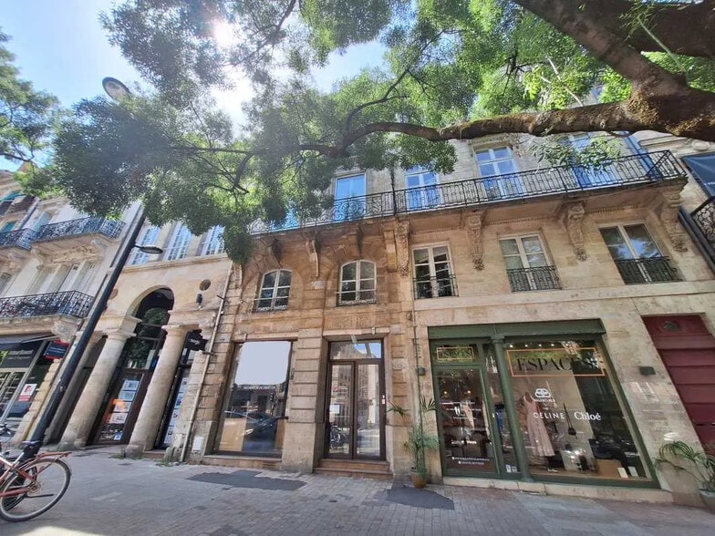 Bureau dans Bordeaux à louer - Photo de l’immeuble – Image 1 sur 13