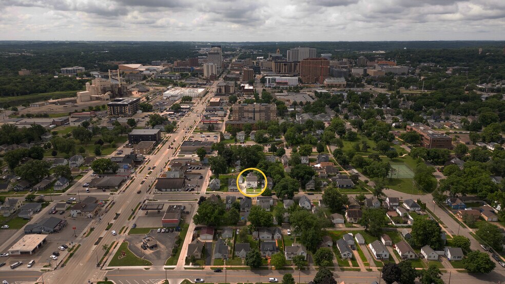 24 10th St NW, Rochester, MN à vendre - Photo de l’immeuble – Image 2 sur 19