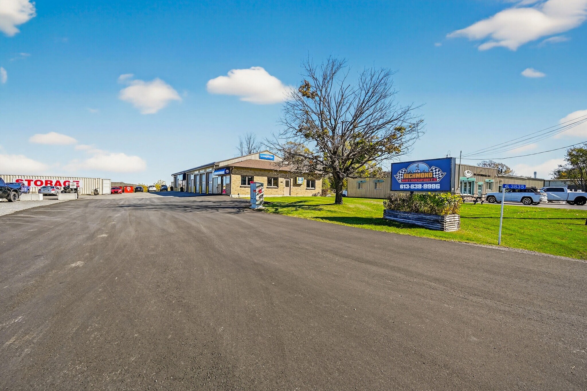 3835 Mcbean St, Richmond, ON à vendre Photo de l’immeuble– Image 1 sur 27