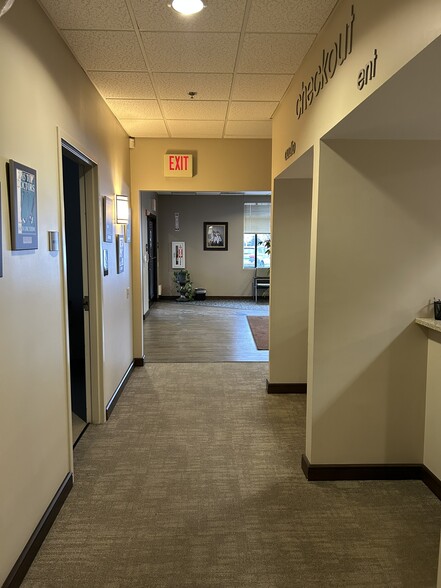111 Arrandale Blvd, Exton, PA à louer - Photo de l’immeuble – Image 3 sur 9