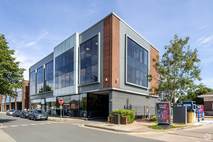 435 Stratford Rd, Solihull à louer - Photo de l’immeuble – Image 1 sur 24