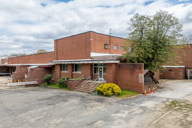 Plus de détails pour 104 E Park St, Bordentown, NJ - Industriel/Logistique à louer