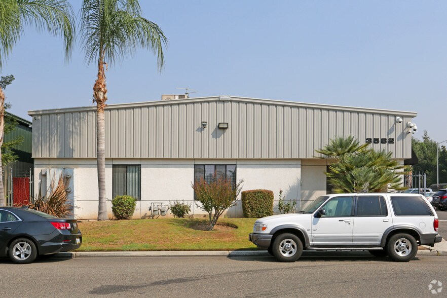 3582 W Holland Ave, Fresno, CA à louer - Photo de l’immeuble – Image 3 sur 23