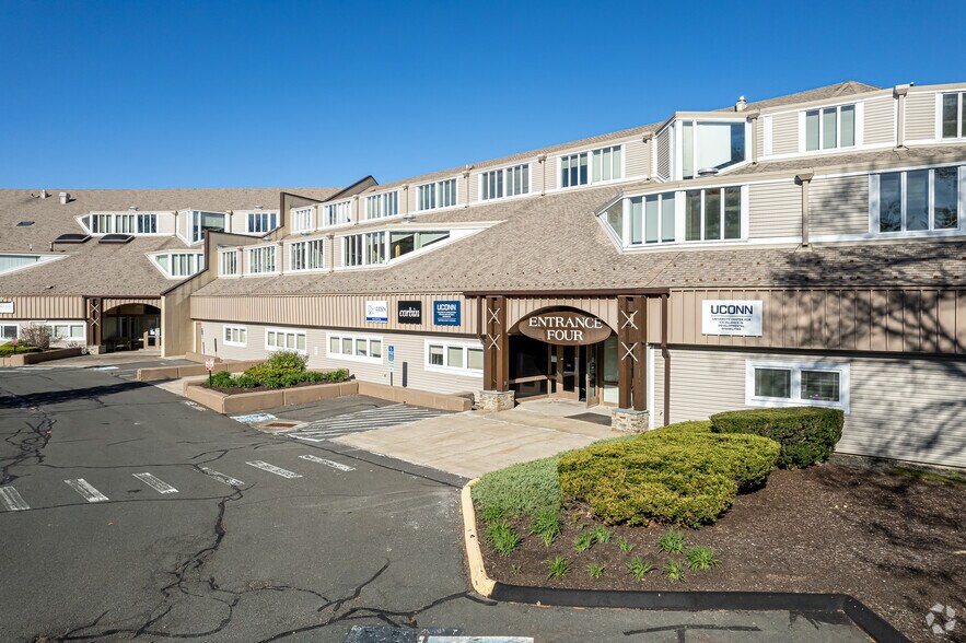 270 Farmington Ave, Farmington, CT à louer - Photo de l’immeuble – Image 2 sur 6