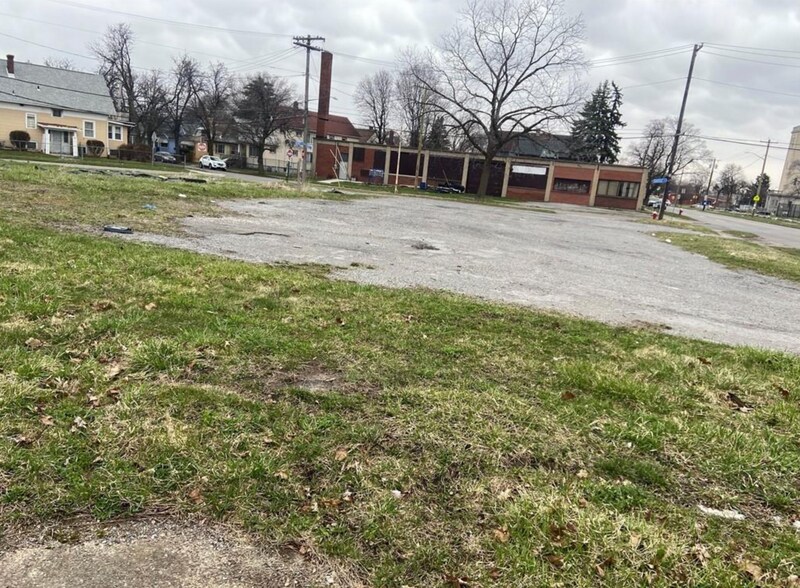 580 Kensington Ave, Buffalo, NY à vendre - Autre – Image 1 sur 12