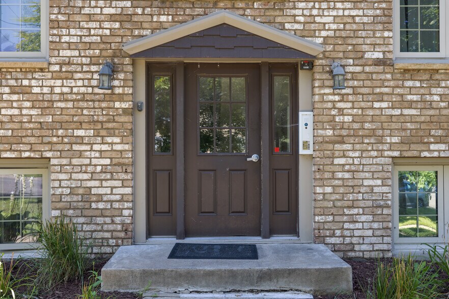 609 Park St, Saint Paul, MN à vendre - Photo de l’immeuble – Image 3 sur 29