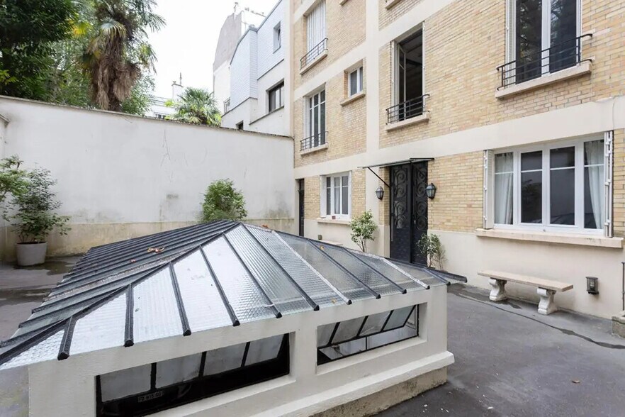 Bureau dans Paris à vendre - Photo de l’immeuble – Image 1 sur 7