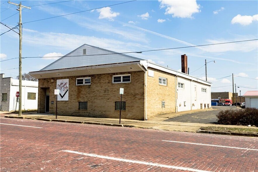 800 Cleveland Ave SW, Canton, OH à vendre - Photo de l’immeuble – Image 1 sur 33