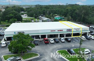 Plus de détails pour 5200-5216 Okeechobee Rd, Fort Pierce, FL - Local commercial à louer