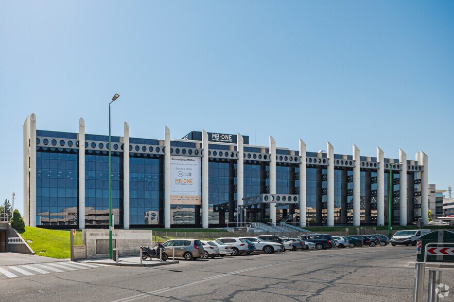 Avenida de Europa, 19, Alcobendas, Madrid à louer - Photo de l’immeuble – Image 2 sur 5