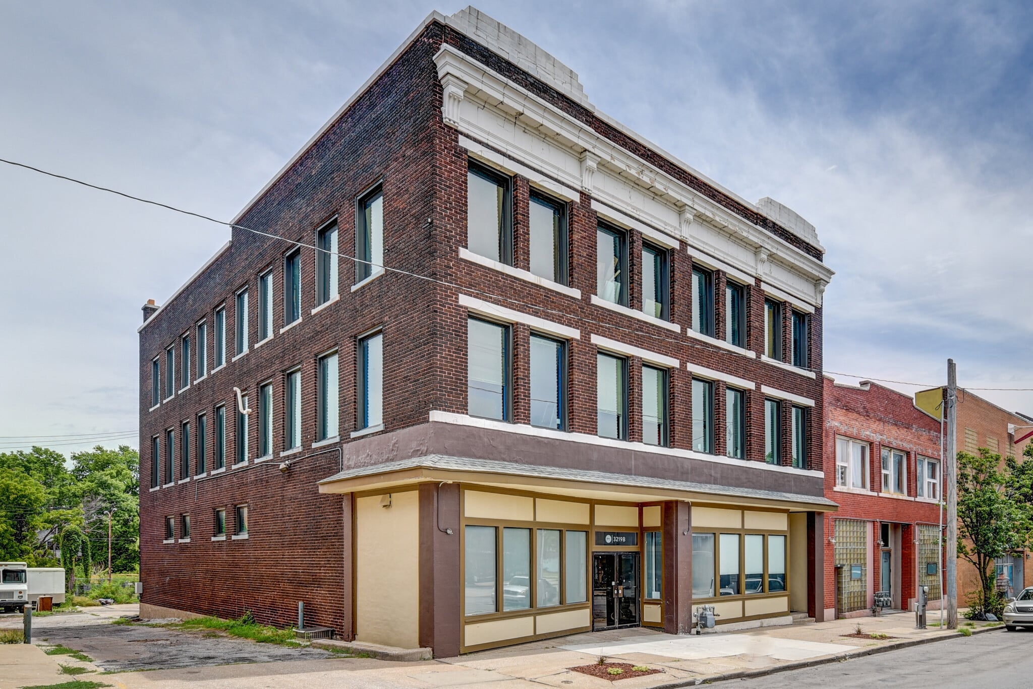 3219 Troost Ave, Kansas City, MO à vendre Photo principale– Image 1 sur 25