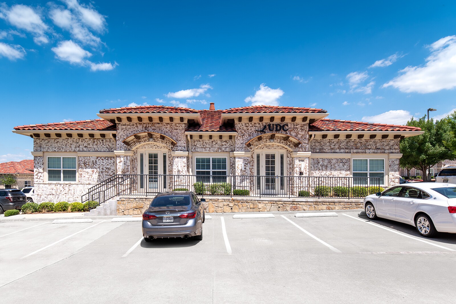 250 Miron Dr, Southlake, TX à louer Photo principale– Image 1 sur 16