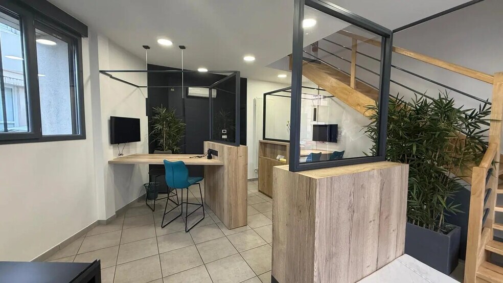 Bureau dans Bourg-en-Bresse à louer - Photo de l’immeuble – Image 2 sur 9