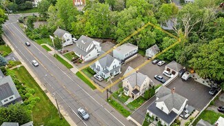 Plus de détails pour 676 Boston Post Rd, Darien, CT - Bureau à vendre