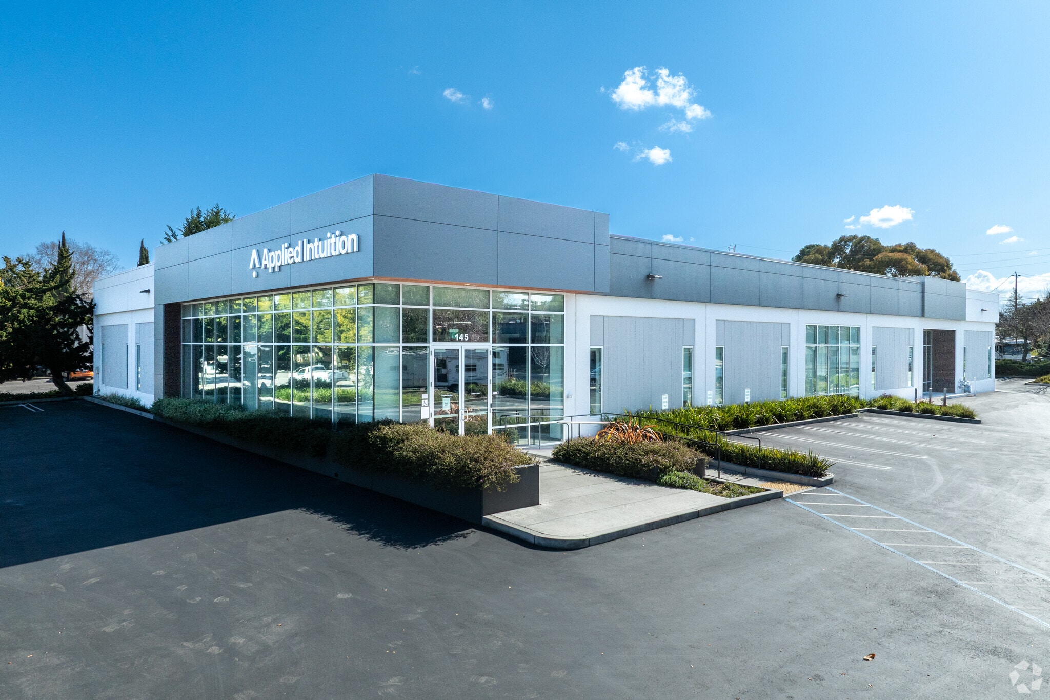 145 E Dana St, Mountain View, CA à louer Photo principale– Image 1 sur 5