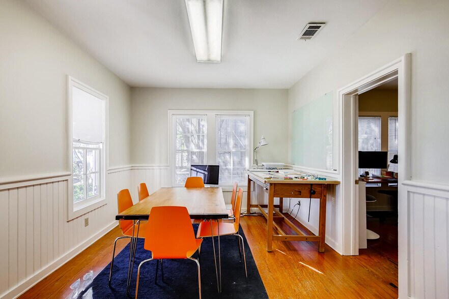 2118 Oxford St, Austin, TX à louer - Photo de l’immeuble – Image 3 sur 18