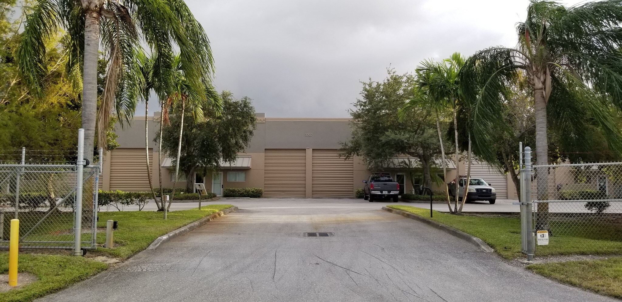 3707 Interstate Park Rd S, Riviera Beach, FL à vendre Photo principale– Image 1 sur 4