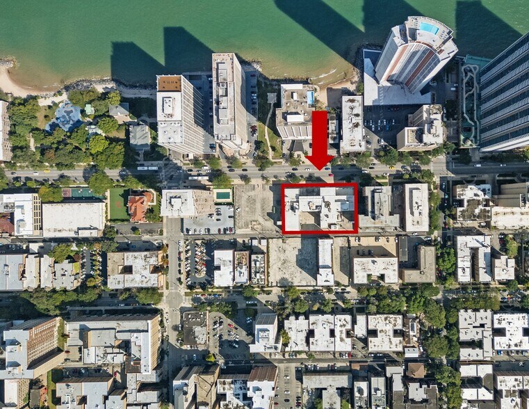 6130 N Sheridan Rd, Chicago, IL à vendre - Photo de l’immeuble – Image 3 sur 6