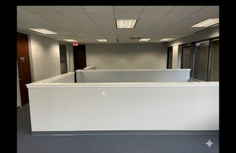 11492 Bluegrass Pky, Louisville, KY à louer Photo intérieure– Image 1 sur 5