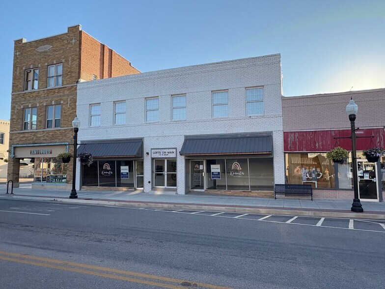 117-119 N Main St, Sand Springs, OK à louer - Photo de l’immeuble – Image 3 sur 13