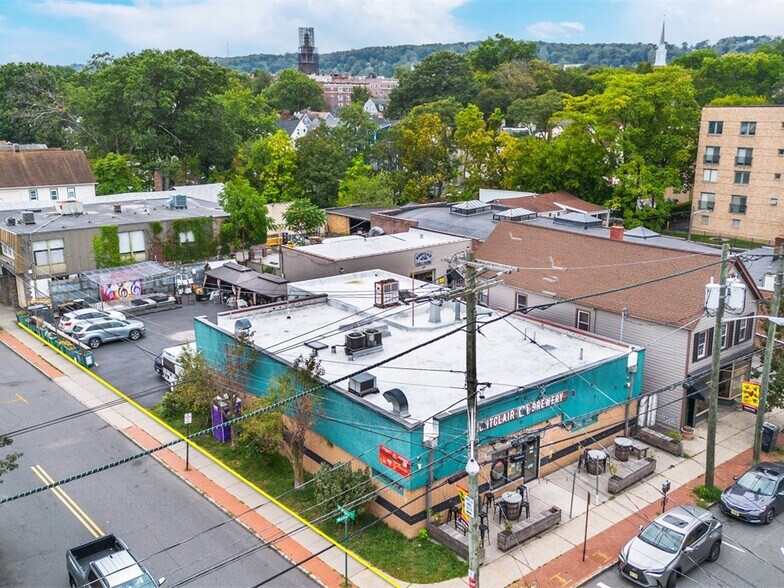 101 Walnut St, Montclair, NJ à vendre - Photo de l’immeuble – Image 2 sur 19