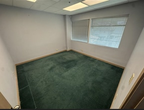 8134-8278 Granville St, Vancouver, BC à louer Photo intérieure– Image 2 sur 3