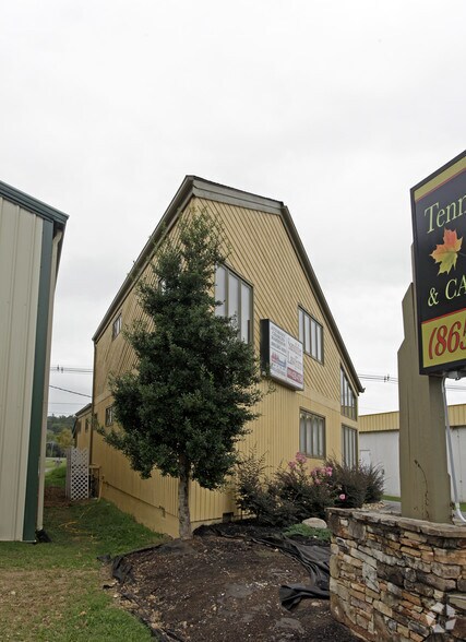 320 Wears Valley Rd, Pigeon Forge, TN à vendre - Photo de l’immeuble – Image 2 sur 5