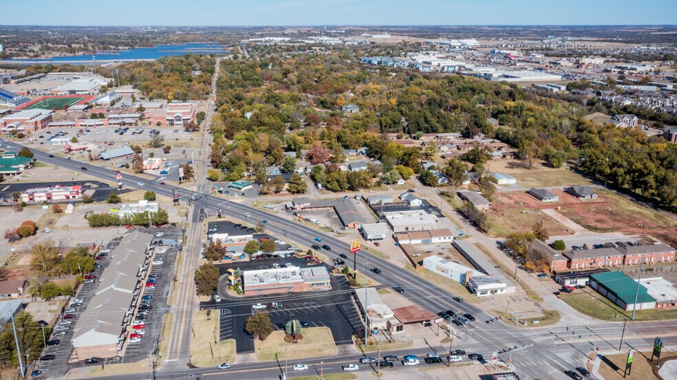 800 N Main St, Stillwater, OK à vendre - Photo de l’immeuble – Image 3 sur 28