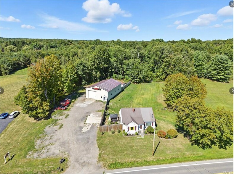 2800 NY-49, West Monroe, NY à louer - Photo principale – Image 1 sur 85