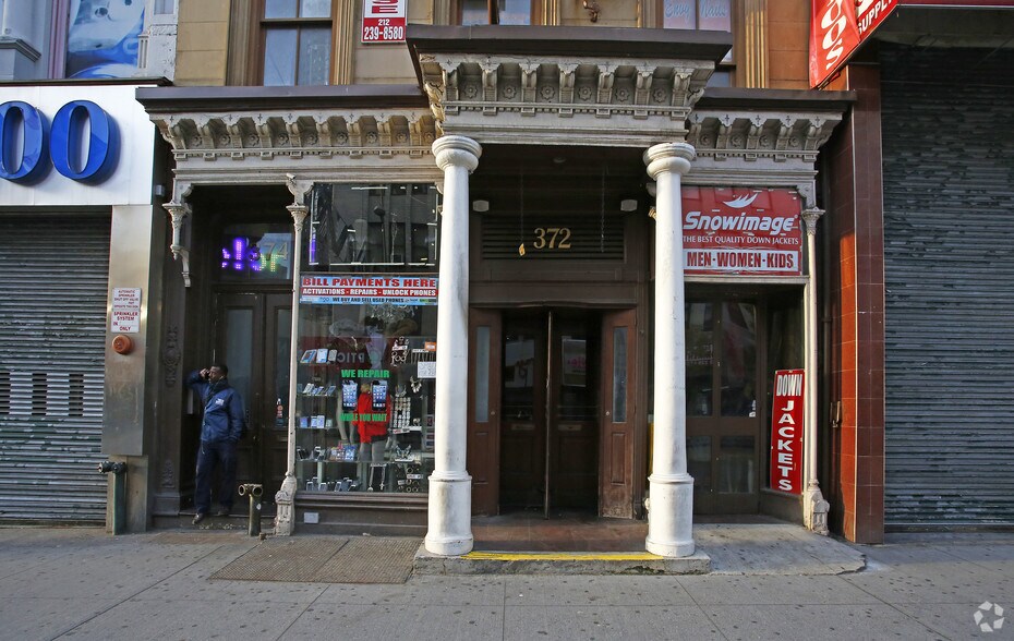 372-374 Fulton St, Brooklyn, NY à louer - Photo de l’immeuble – Image 3 sur 4