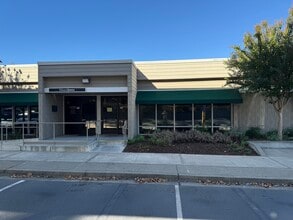 367 Civic Dr, Pleasant Hill, CA à louer Photo intérieure– Image 1 sur 7