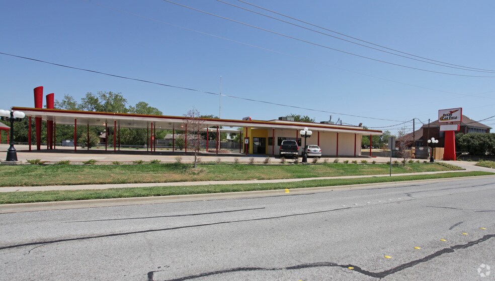 6001 Watauga Rd, Watauga, TX à vendre - Photo de l’immeuble – Image 3 sur 17