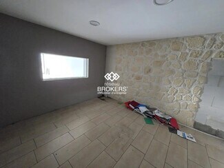 Plus de détails pour Local commercial à louer