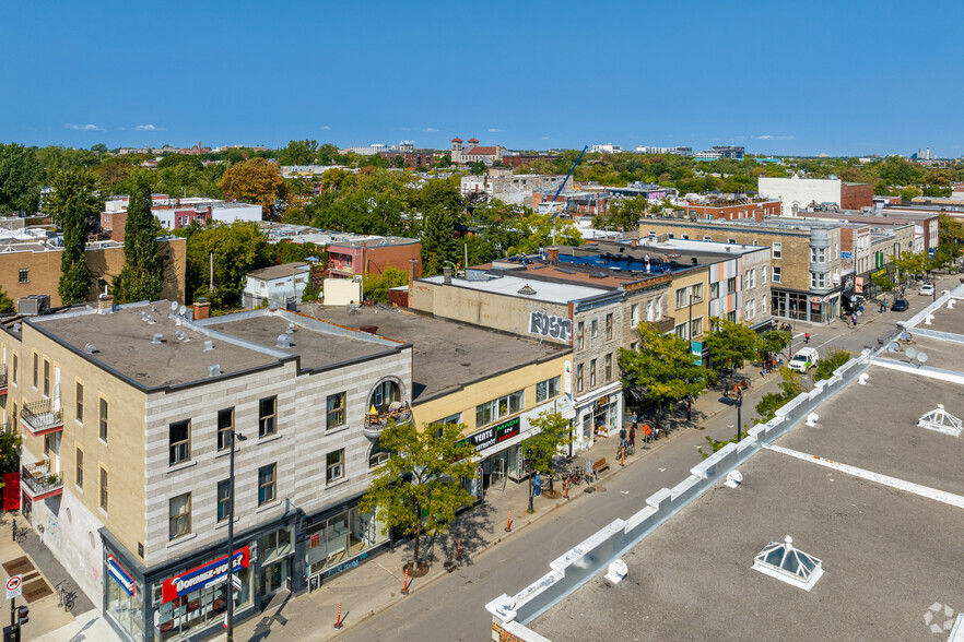 1563-1567 Av Du Mont-Royal E, Montréal, QC à louer - Aérien – Image 2 sur 10