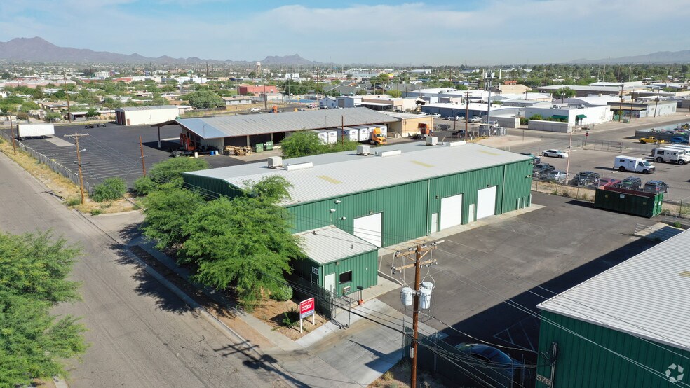 580 W Ventura St portefeuille de 2 biens à vendre sur LoopNet.fr - Photo de l’immeuble – Image 3 sur 4
